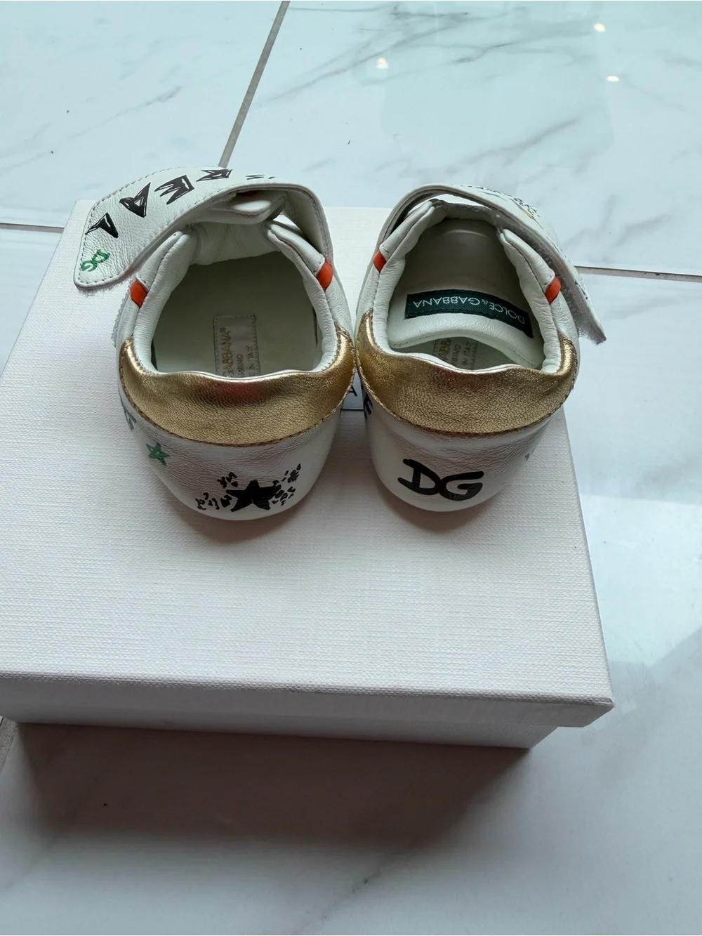 Dolce & Gabbana White Leather Graffiti Strap Baby Sneakers